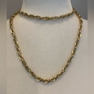Vintage gold chain-link necklace